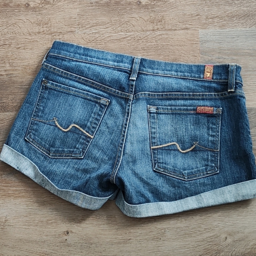 Seven for all Mankind Jean shorts